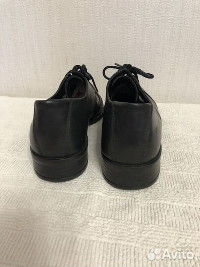 Ботинки женские 40