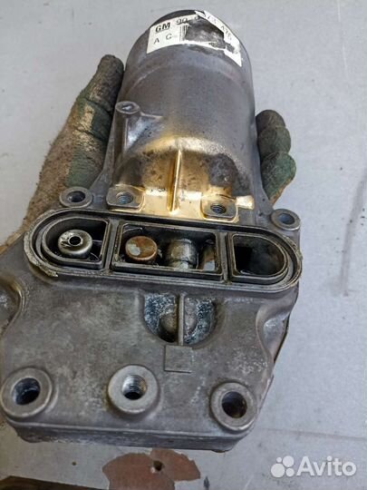 Корпус масляного фильтра Opel Omega B 2.2 DTI