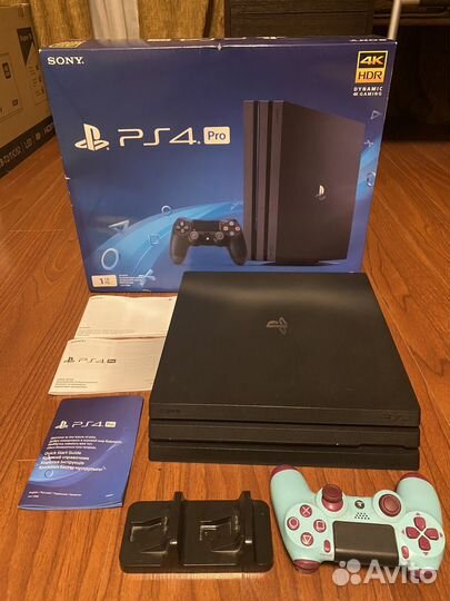 Приставка Sony PS4 Pro 1TB. CUH-7108B B01X