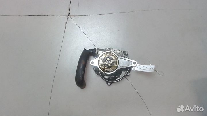 Насос вакуумный Volvo S60 2010, 2010