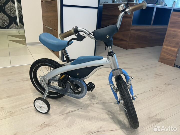 Детский велосипед / беговел BMW