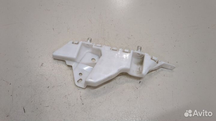 Кронштейн бампера Chevrolet Trax, 2020