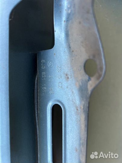 Крыло переднее левое Skoda Fabia combi BXW 2009