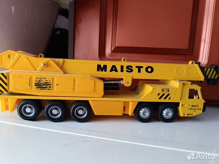 Модель Maisto crane литой кран