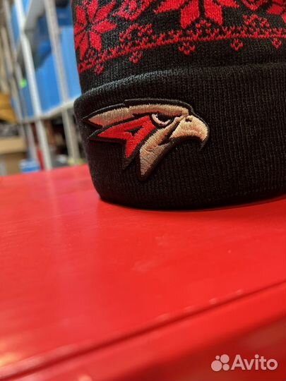 Шапка хоккейного клуба Авангард