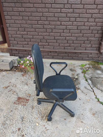 Компьютерное кресло