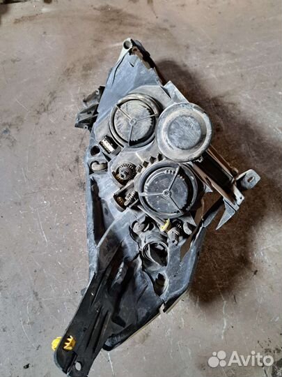 Фара левая Opel Vectra C