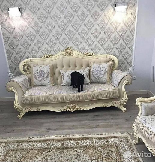 Диван с Креслами