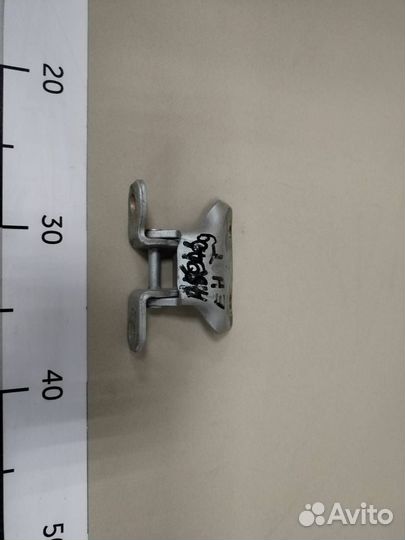 Петля двери задней левой верхняя Hyundai Sonata 4 EF,Tagaz 2001-2012