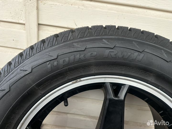 Kormoran Stud 10.5/8 R17 102T