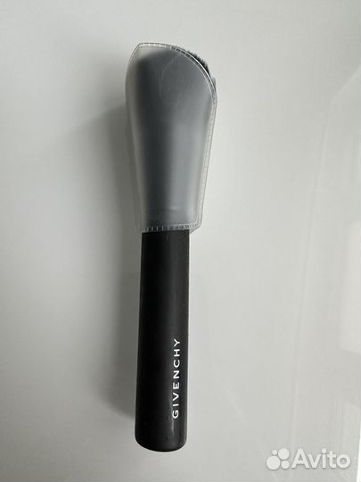 Givenchy Кисть для пудры Живанши