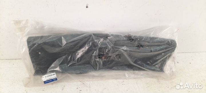 Накладка замка багажника Hyundai Solaris 2 2017