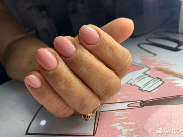 Маникюр и наращивание ногтей