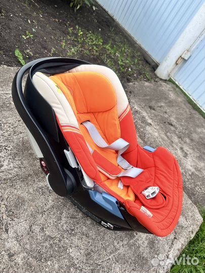 Автокресло cybex aton