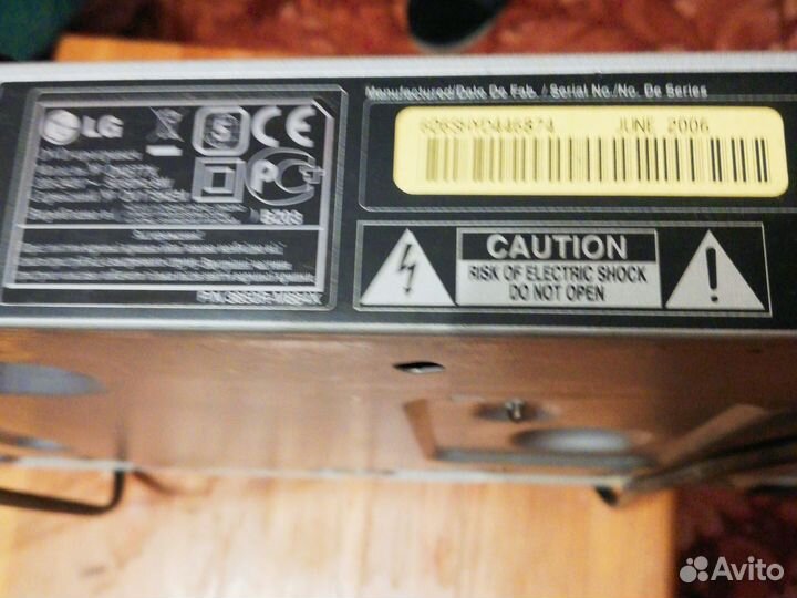 Dvd плеер с караоке lg DK677Xс дисками