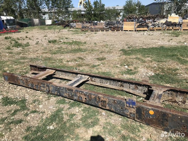 8139681 Рама с документами Iveco Stralis