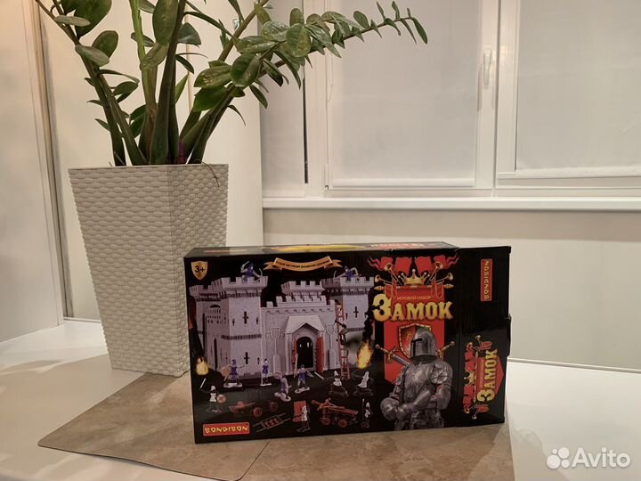 Замок игровой Bondibon