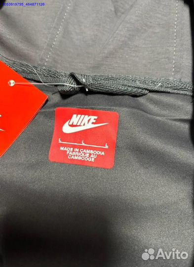 Костюм Nike Tech Fleece для любителей спорта