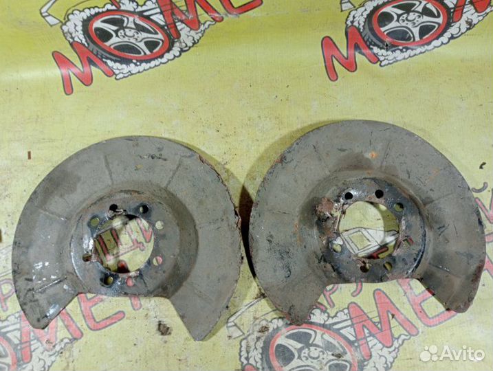 Пыльник тормозного диска Mazda 3 Bl седан