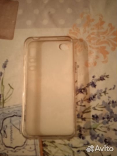 Продам чехол силиконовый на iPhone 4s