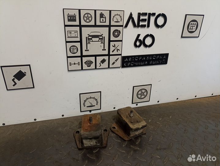 Опора двигателя для Mitsubishi Pajero 1