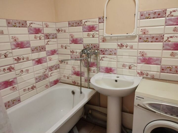 1-к. квартира, 38 м², 1/17 эт.