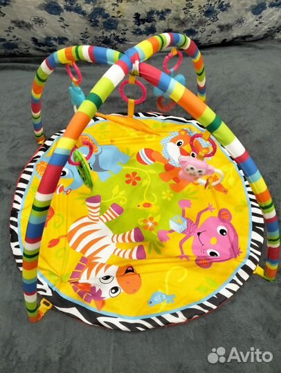 Развивающий коврик