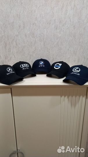 Бейсболка новая