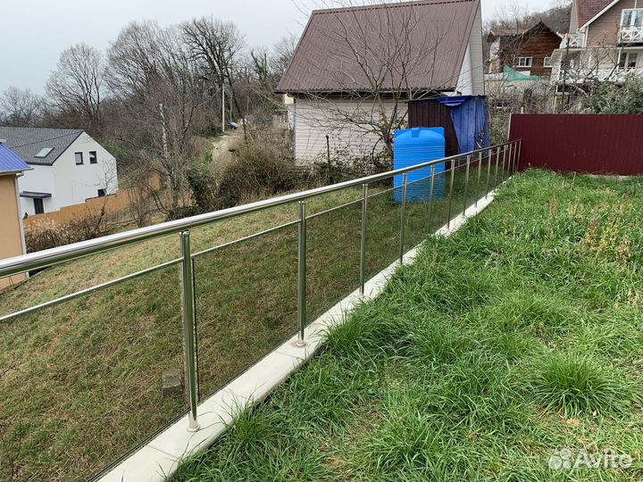 Ограждения из нержавеющей стали со стеклом