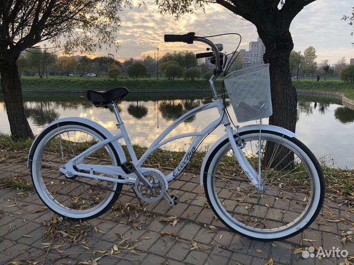 Electra cruiser lux 3i ladies white hotsell
