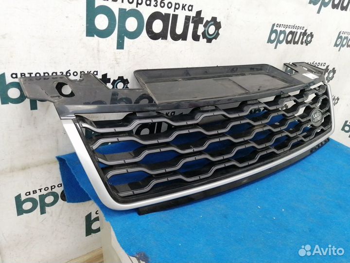 Решетка радиатора JK62-8200-AE Land Rover Range