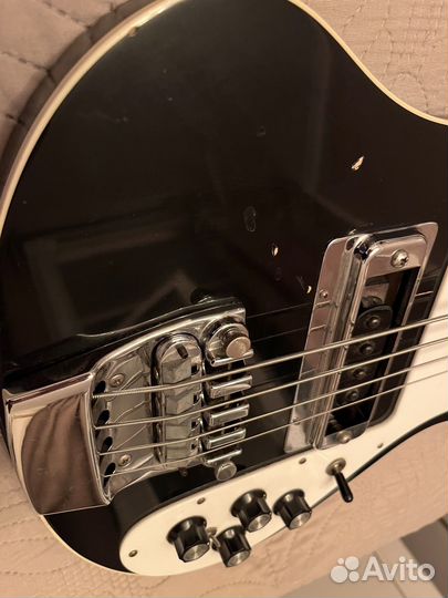 Бас гитара Rickenbacker 4001