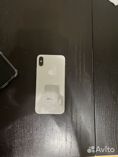Телефон iPhone x