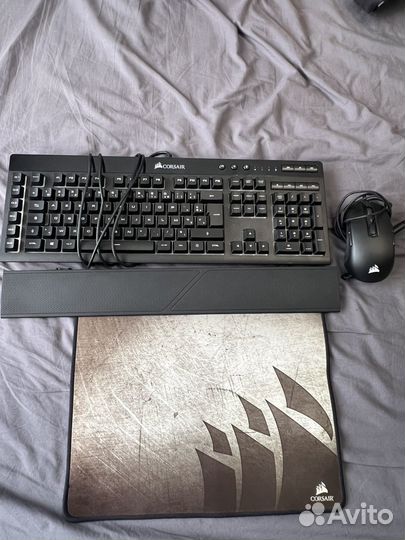 Профессиональная клавиатура и мышь corsair