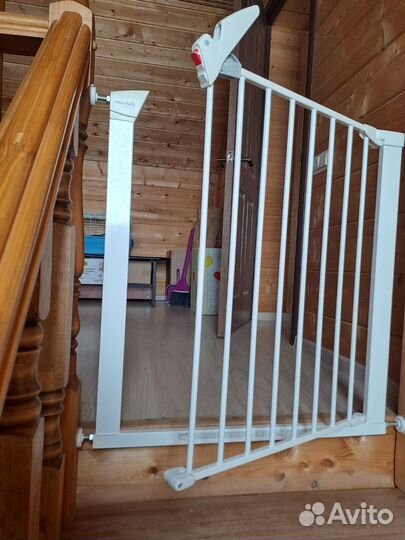 Барьер-ворота (двери, лестницы)