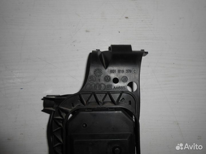 Моторчик заслонки печки Шкода Румстер