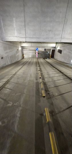 Машиноместо, 13 м²