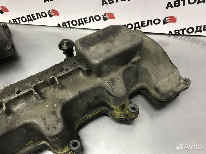 Клапанная крышка Mercedes-Benz S500 (W220) 2001 г