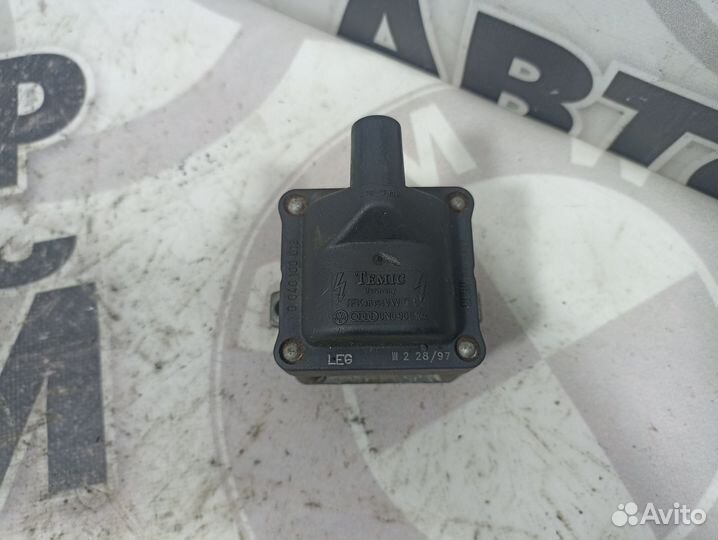 Катушка зажигания Audi A80 B3