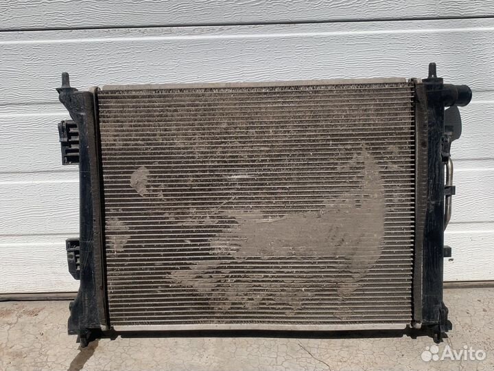 Радиатор охлаждения kia rio 3