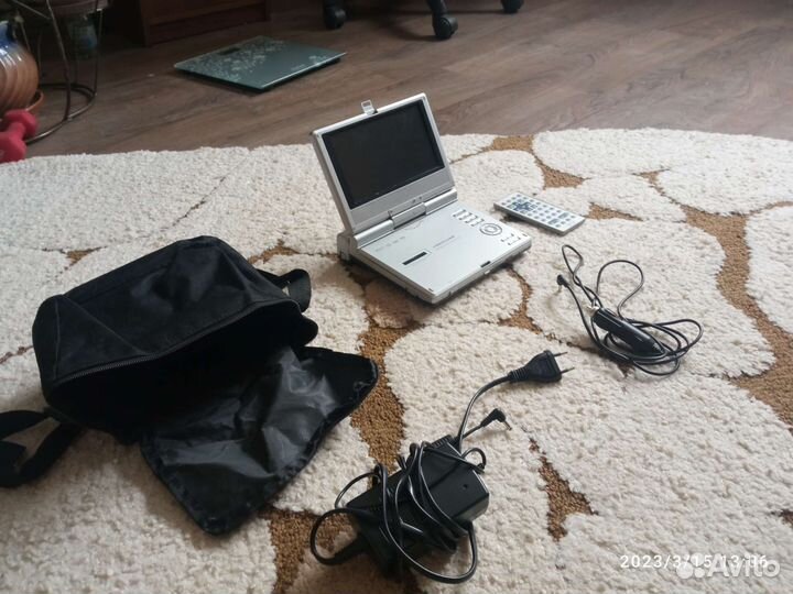 Портативный dvd плеер