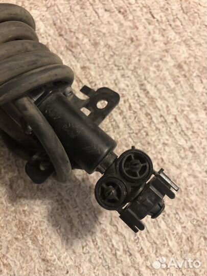 Стекло очеститель фарный левый пежо-408