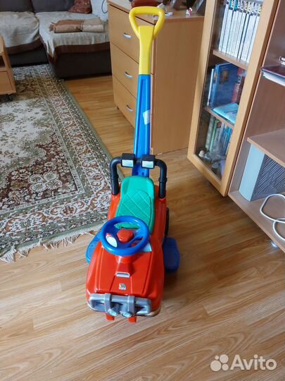 Детский автомобиль джип каталка с ручкой