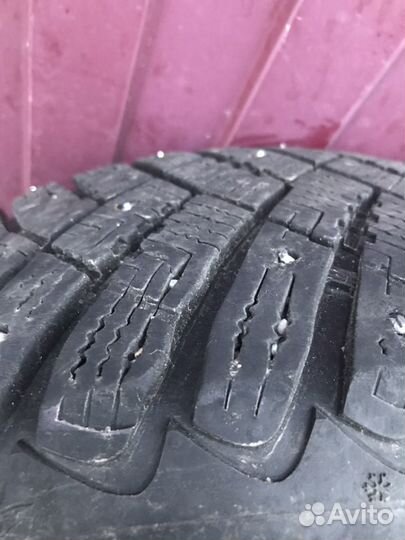 Goodyear UltraGrip Ice Arctic SUV 225/60 R17 104T