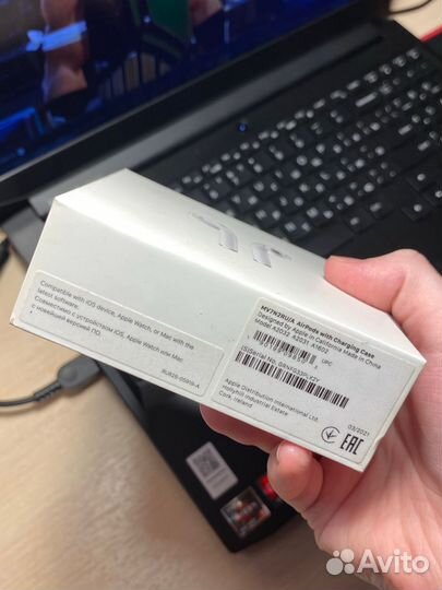 Оригинальные коробки от iPhone 13 mini и airpods 1