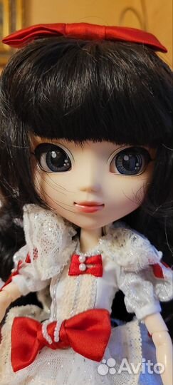 Коллекционная кукла Pullip SnowWhite октябрь 2012
