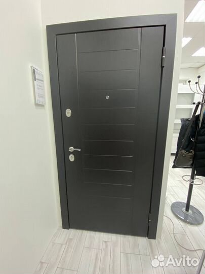 Дверь входная металлическая