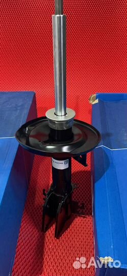 Стойки передние Renault Master (комплект)