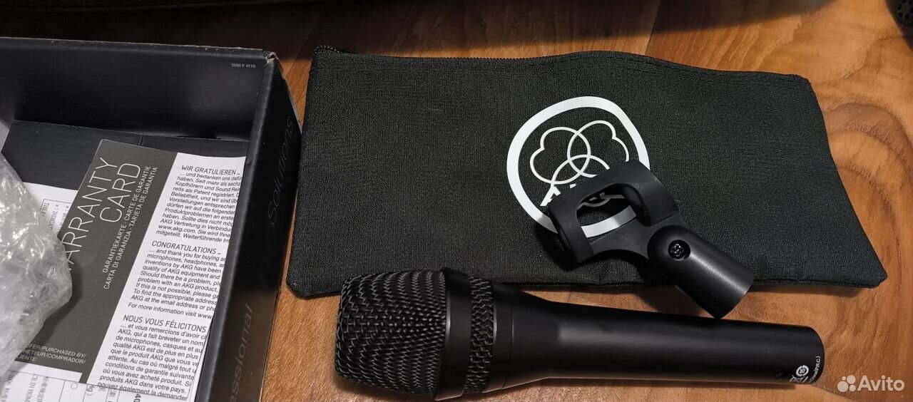 Студийный микрофон akg p3s