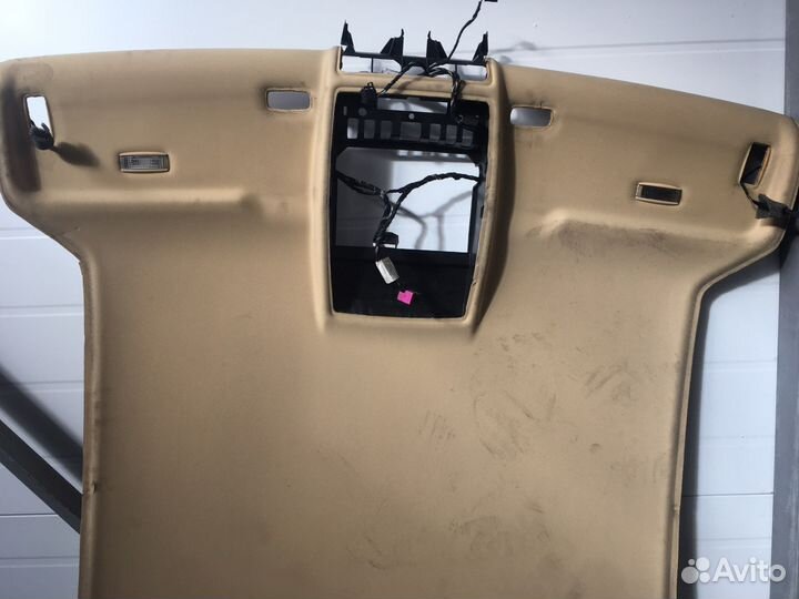 Потолок Volkswagen Phaeton(2075)